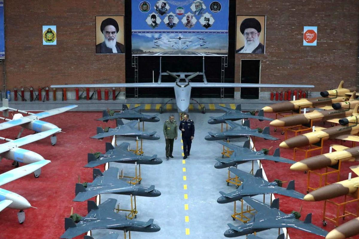 Canggihnya 1.000 drone baru Iran yang bikin musuh ketar-ketir