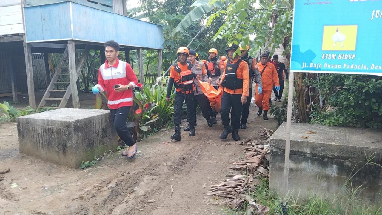 Tragis! Dua Remaja Terseret Arus Sungai Walanae di Wajo, Satu Ditemukan Tewas