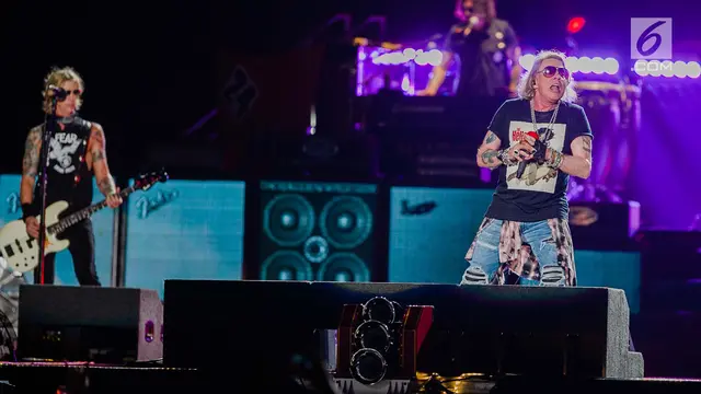 Konser Guns N' Roses Guncang Panggung Stadion GBK
