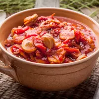 ilustrasi tumis sosis/Arkadiusz Fajer/Shutterstock