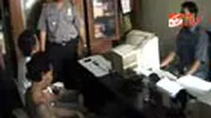 Polisi kembali membekuk pelaku pembacokan yang akhir-akhir ini meresahkan warga Yogyakarta. Kedua pemuda ini dibekuk usai merampas telepon genggam. 