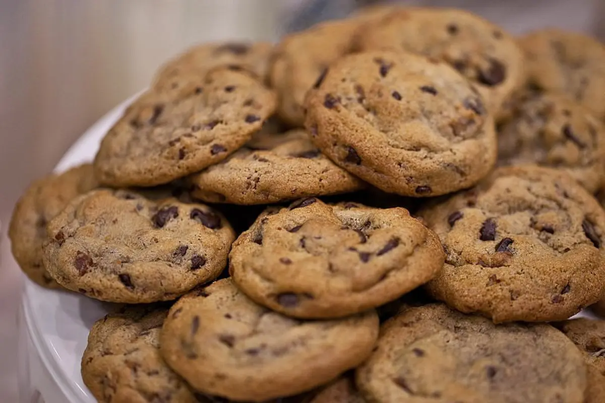 Sepiring good time cookies