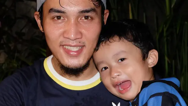 6 Potret Gunawan Dwi Cahyo dan Miro Materazzi, Serahkan Hak Asuh ke Okie Agustina