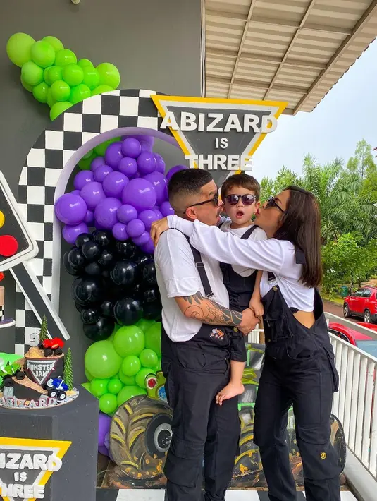 Ultah anak Selvy Kitty (Instagram/selvikitty)