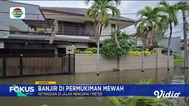 Fokus Pagi : Evakuasi Warga Lansia Korban Banjir di Kalideres Dievakuasi ke Tempat Pengungsian