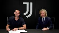 Giorgio Chiellini resmi memperpanjang kontrak di Juventus sampai 2023. (dok. Juventus)