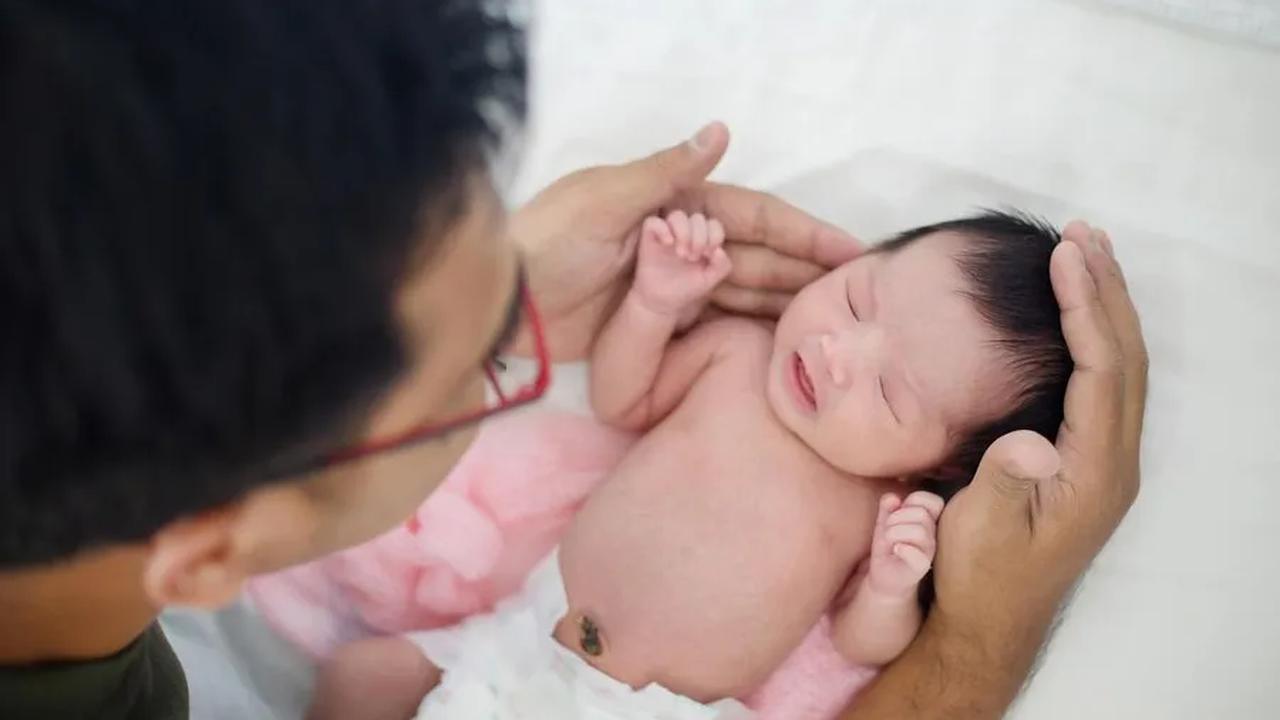 Perubahan Ketebalan Rambut Bayi dan Cara Merawatnya