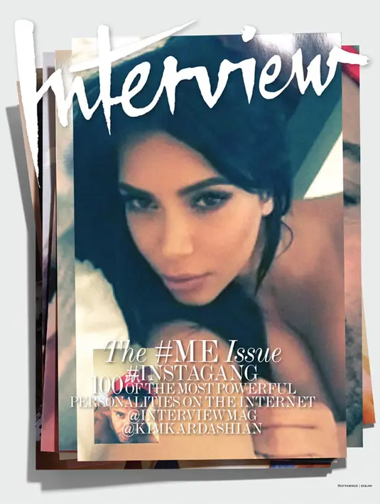 Kim Kardashian melakukan ‘sexy selfie’ dimana dirinya yang telanjang melakukan selfie dan memasang ekspresi seksinya untuk majalah Interview. (via eprotoeu.mtiny.com)