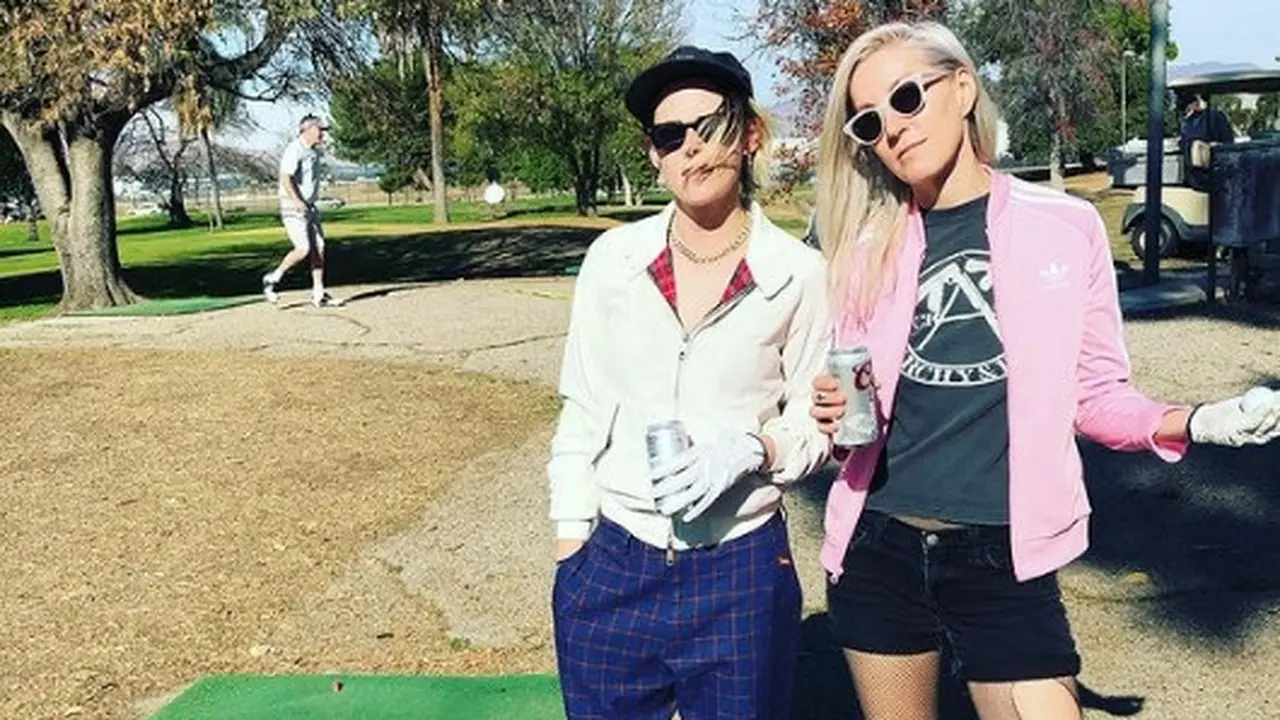 Kristen Stewart dan Dylan Meyer
