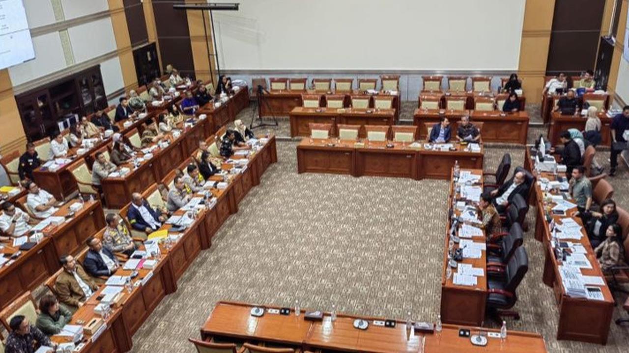 MPR Undang Keluarga Soeharto dan Gus Dur, Selesaikan Masalah Warisan Politik
