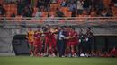 <p>Selebrasi para pemain dan ofisial Timnas Iran U-17 setelah Kasra Taheri (tengah) mencetak gol kedua ke gawang Timnas Brasil U-17 pada laga pertama Grup C Piala Dunia U-17 2023 di Jakarta International Stadium (JIS), Jakarta, Sabtu (11/11/2023). (Bola.com/Ikhwan Yanuar)</p>