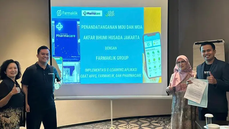 Akademi Farmasi Bhumi Husada Jakarta (Akfar BHJ) menggandeng platform teknologi dalam Pendidikan farmasi  untuk mengembangkan inisiatif "Kampus Go Digital”, OBAT Apps.