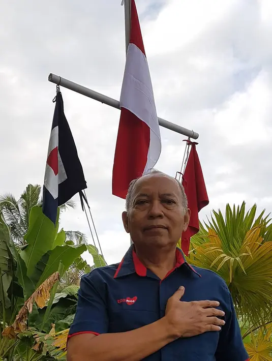 "jenazah akan dibawa ke rumah duka JL Bangsawan Raya Sentul City siang ini, mohon doa untuk beliau dan keluarga," lanjutnya dalam tulisannya yang langsung dibanjiri ucapan duka dari netizen. (Instagram/maknyusbw)