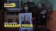 Brigadir J yang memiliki nama lengkap Nofriansyah Yosua Hutabarat tewas mengenaskan usai terlibat baku tembak dengan Bharada E di rumah dinas Kadiv Propam Polri Irjen Ferdy Sambo di Jakarta, Jumat (8/7/2022). Kabar tersebut membuat keluarga Brigadir ...
