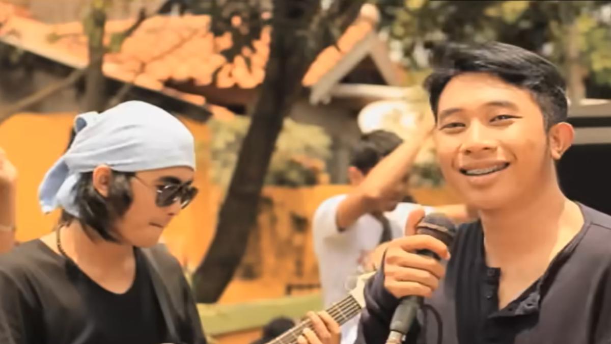 Chord Aca Aca Nehi Nehi, Lagu Lucu namun Bermakna Satir