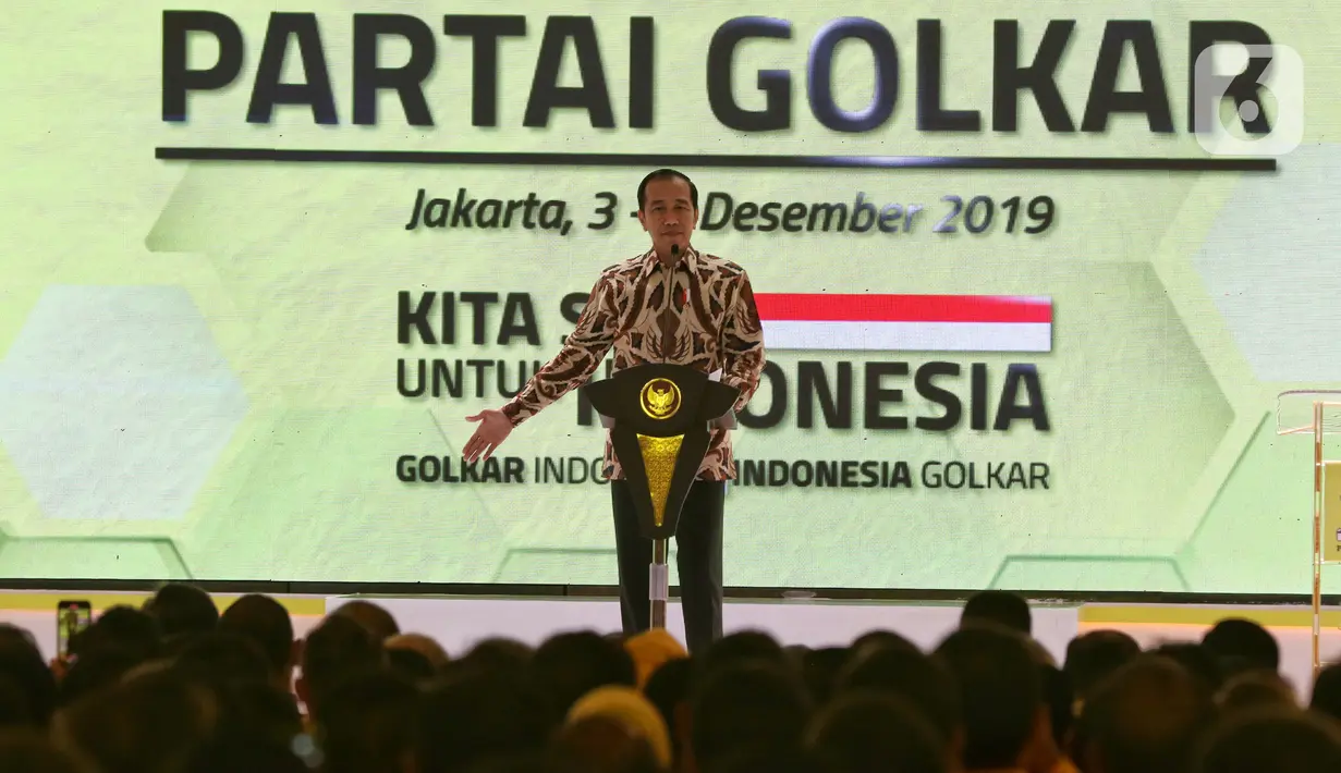 Presiden Joko Widodo saat berpidato dalam pembukaan Munas X Partai Golkar di Jakarta, Selasa (3/12/2019). Munas Partai Golkar yang berlangsung pada 3-6 Desember 2019 beragendakan pemilihan Ketua Umum Partai Golkar. (Liputan6.com/Johan Tallo)