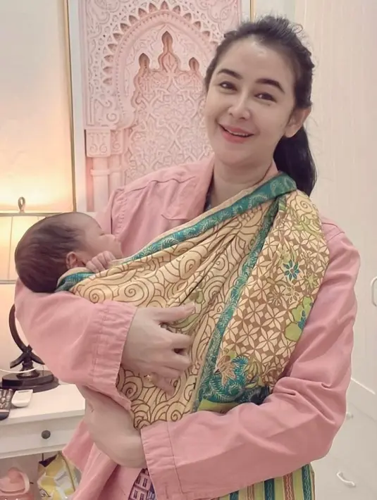 <p>Uut Permatasari (Instagram/uutpermatasari)</p>