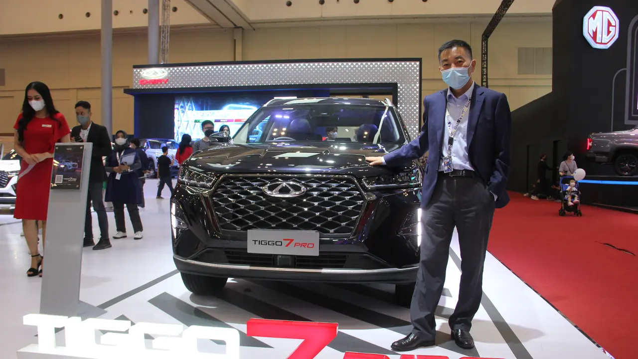 MPV Chery