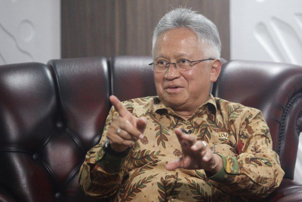 Menteri Riset, Teknologi, dan Pendidikan Tinggi atau Menristekdikti Prof Ir Satryo Soemantri Brodjonegoro.