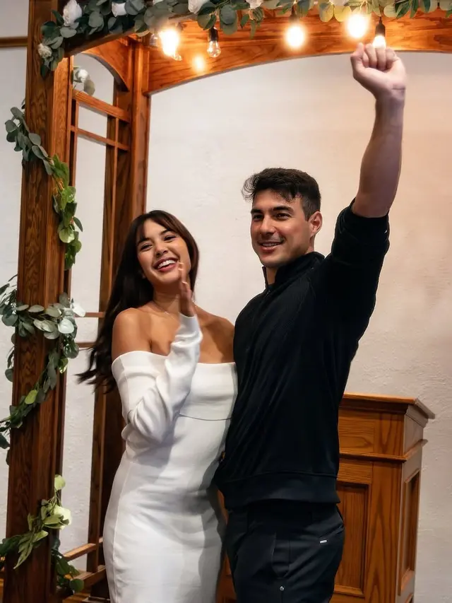 8 Potret Detail Pemberkatan Nikah Aurelie Moeremans dan Tyler di Amerika, Intimate