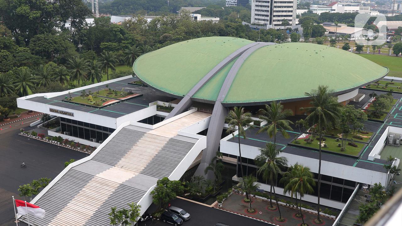 DPR Terima Masukan soal RUU Hukum Perdata Internasional dari Peradi Profesional