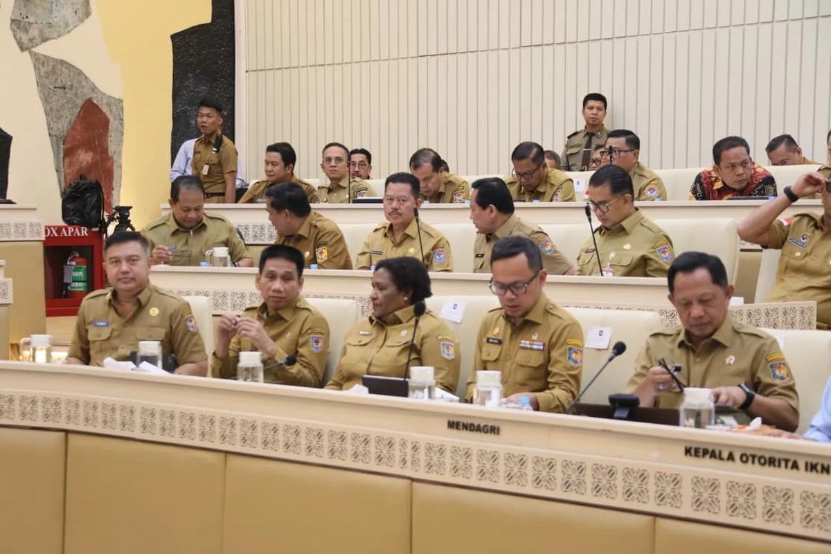 Mendagri Tito Karnavian saat Rapat Kerja dan Rapat Dengar Pendapat bersama Komisi II DPR RI