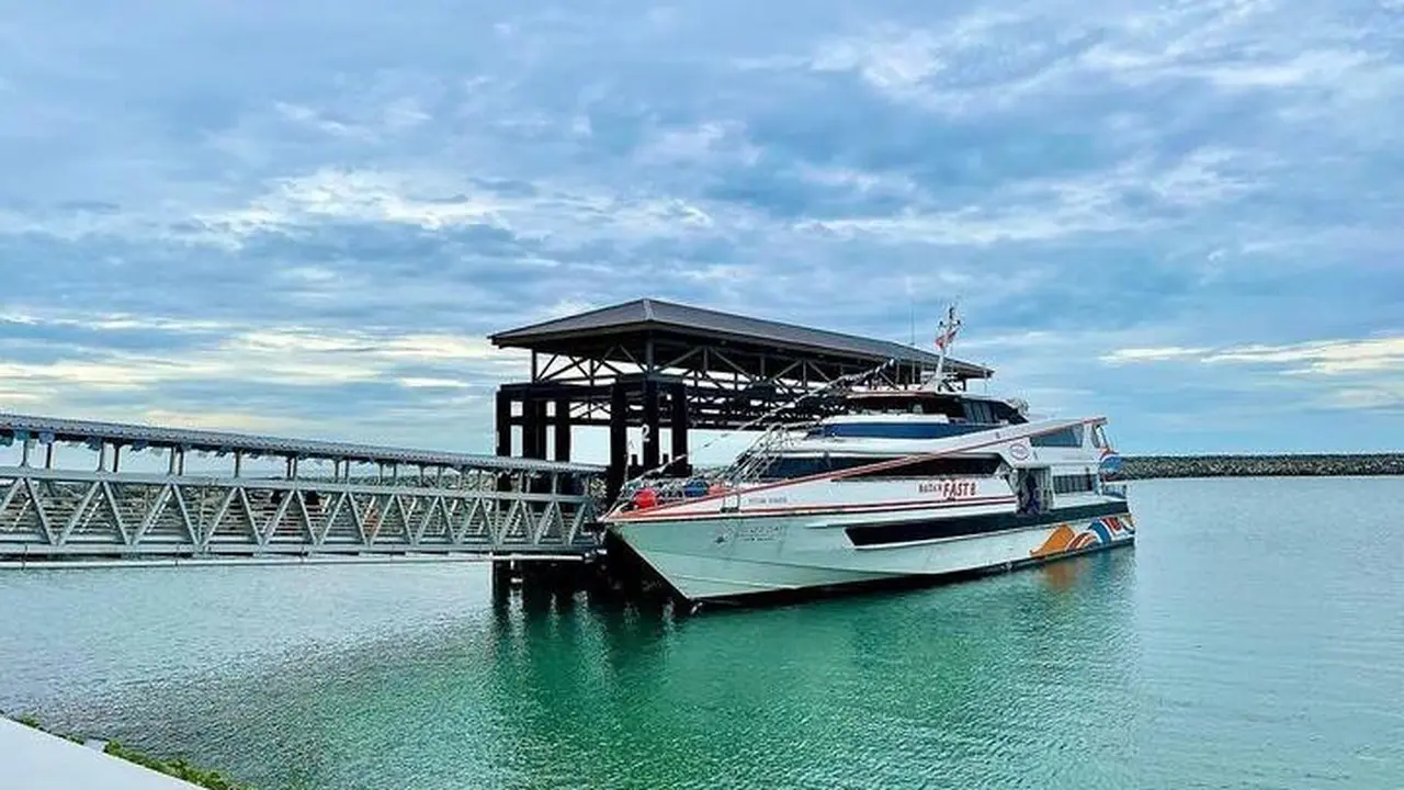 Kapal Feri Batam