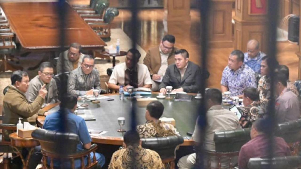 Prabowo Soroti Perlindungan Buruh dan Peran Perguruan Tinggi dalam Pembangunan Nasional