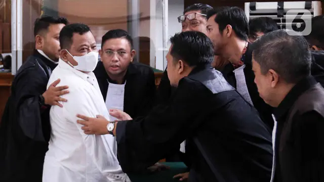 Pamer Salam Metal, Kuat Ma'ruf Divonis 15 Tahun Penjara