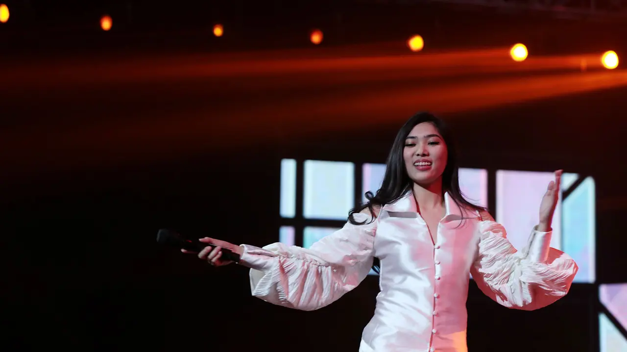 [Bintang] Isyana Sarasvati