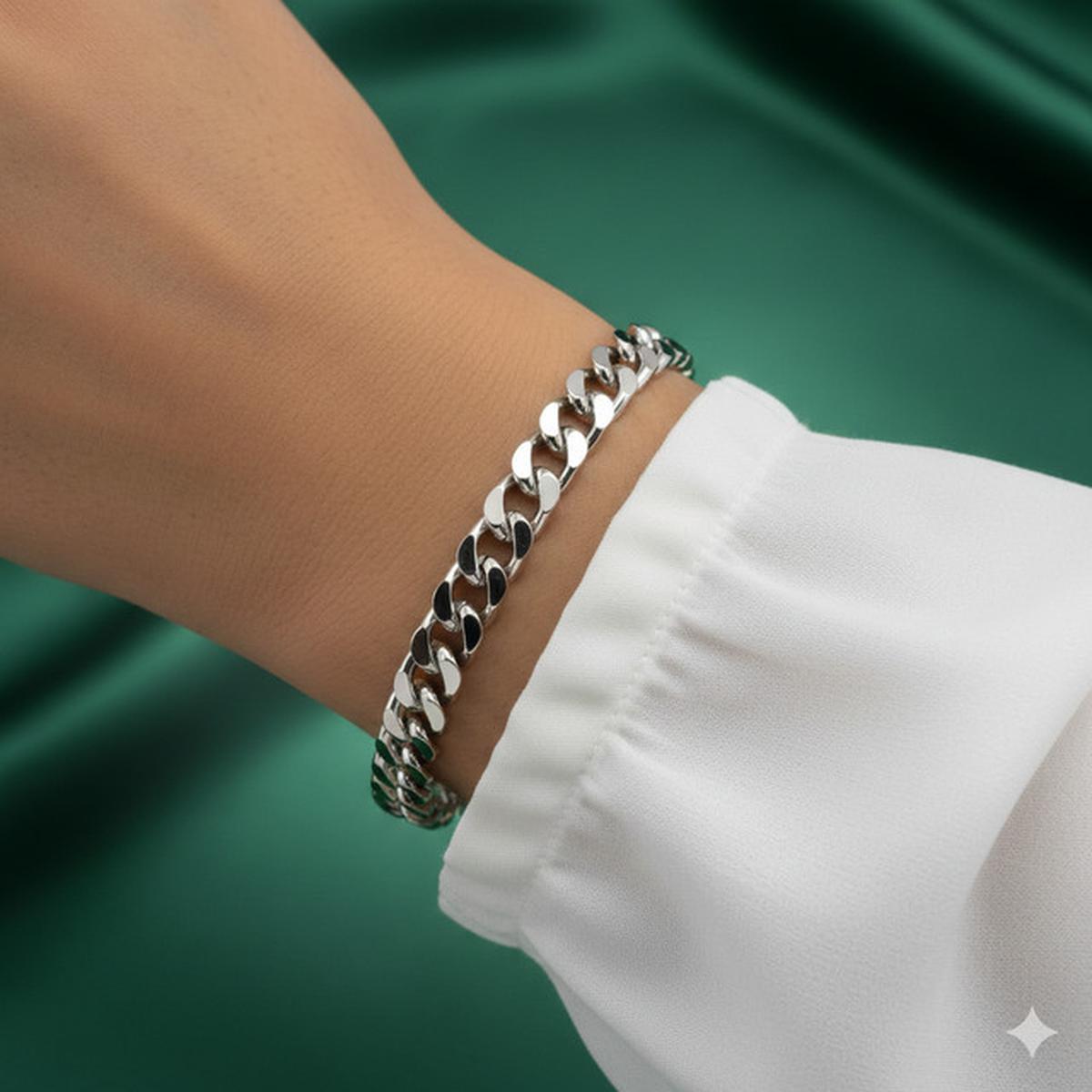 7 Model Gelang Emas Rantai Elegan Untuk Hari Raya, Tampil Memukau
