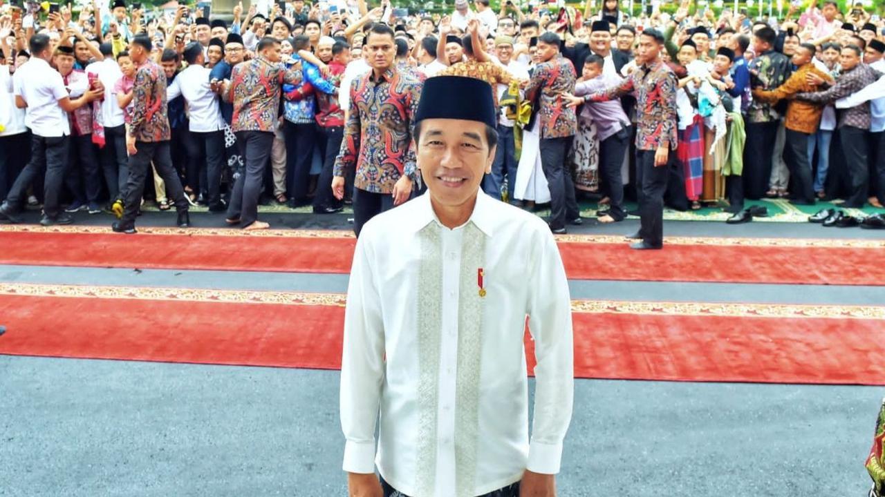 Jokowi mengatakan dirinya menghormati putusan Mahkamah Agung (MA) yang mengabulkan kasasi vonis pidana mati yang diajukan Ferdy Sambo.