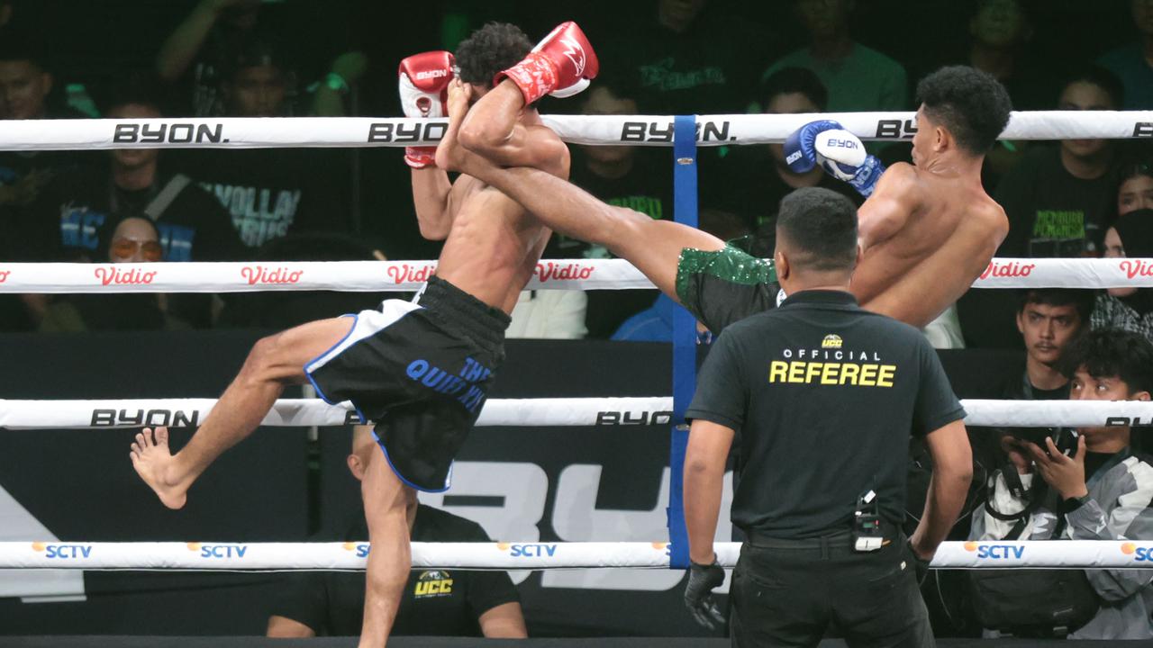 Sengitnya Duel Fighter di Byon Combat Showbiz 8