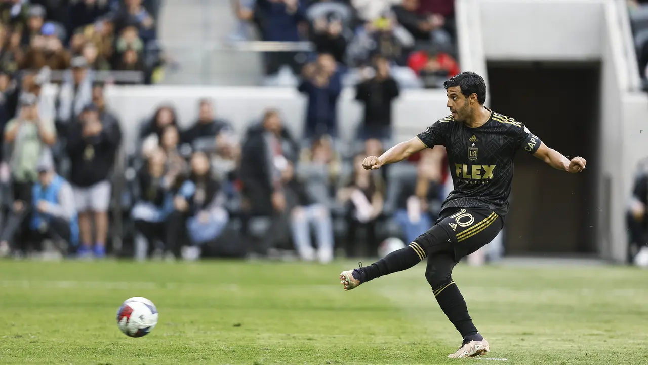Carlos Vela