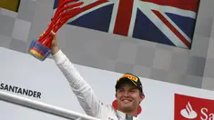 Pembalap F1 dari tim Mercedes, Nico Rosberg, sukses menempati podium utama GP Jerman di Sirkuit Hockenheim, (20/7/2014). (REUTERS/Michael Dalder)