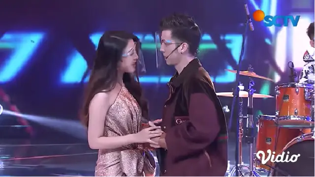 Trending YouTube, Ini 6 Momen Stefan William dan Natasha Wilona di SCTV Awards 2020