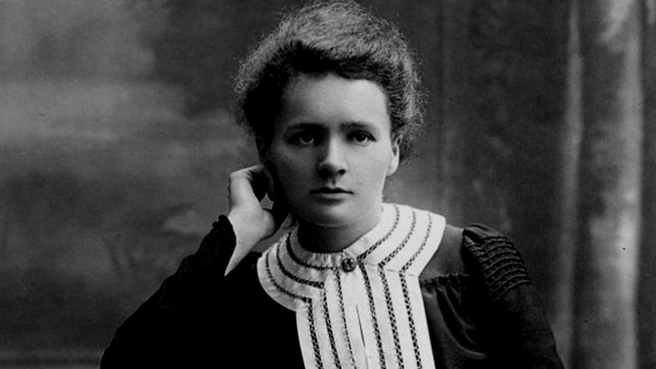 <b>Marie Curie</b>