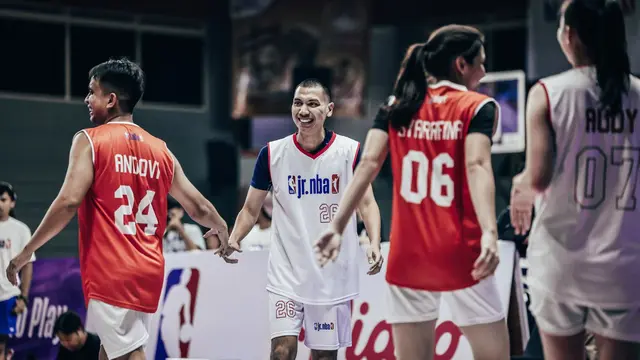 Keseruan laga selebriti di Jr NBA Indonesia Week