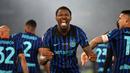 Dua gol Nerazzurri dicetak melalui gol bunuh diri Adam Marusic (14') dan Lautaro Martinez (35'). (AP Photo/Andrew Medichini)