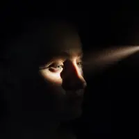 Kekerasan perempuan/unsplash victorien