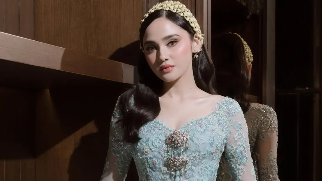 Detail Kebaya Siraman Syifa Hadju (Image by Gemini AI)