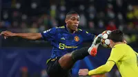 Anthony Martial. Striker berusia 26 tahun yang memasuki musim ke-7 bersama Manchester United ini baru 7 kali dimainkan di Liga Inggris musim ini. Pihak manajemen sendiri masih buta kemana ia akan berlabuh. Besarnya gaji yang dituntut membuat beberapa klub menarik diri. (AFP/Jose Jordan)