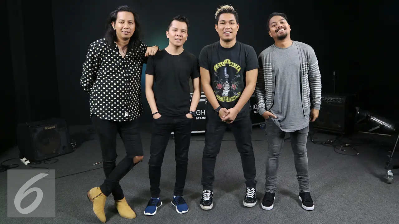 Armada Band