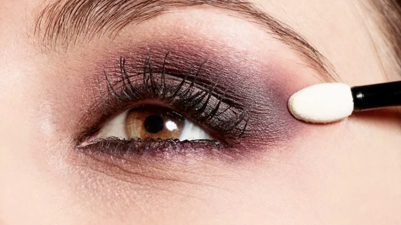 Riasan Makeup Mata yang Bikin Kamu Beda