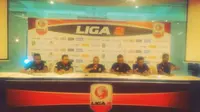 Jumpa pers Persebaya Surabaya vs PSBI Blitar. (Liputan6.com/Dimas Angga)