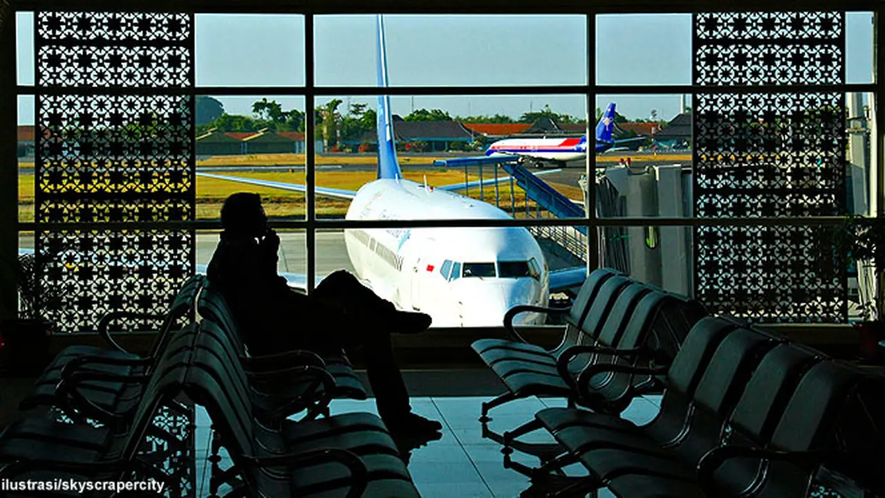 bandara-adisumarmo130614c.jpg
