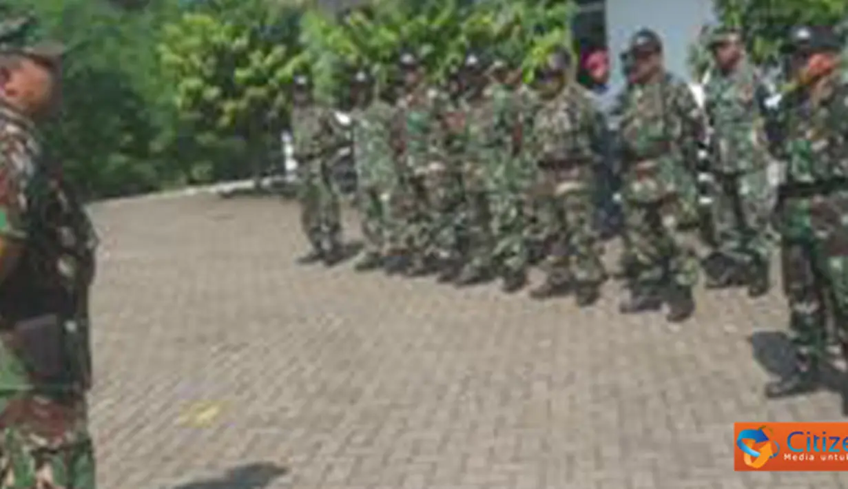 Citizen6, Surabaya: Sebanyak 30 orang siswa Pendidikan Intai Amphibi (Diktaifib) angkatan ke-38 Sesus Pusdikif Kodikmar, Kobangdikal mengikuti Latihan Praktek Keparaan Statik, Senin,(28/5). (Pengirim: Penkobangdikal)