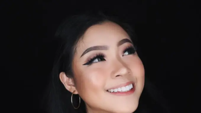 Makeup Selalu Kece, Intip 5 Rahasianya dari Cindercella