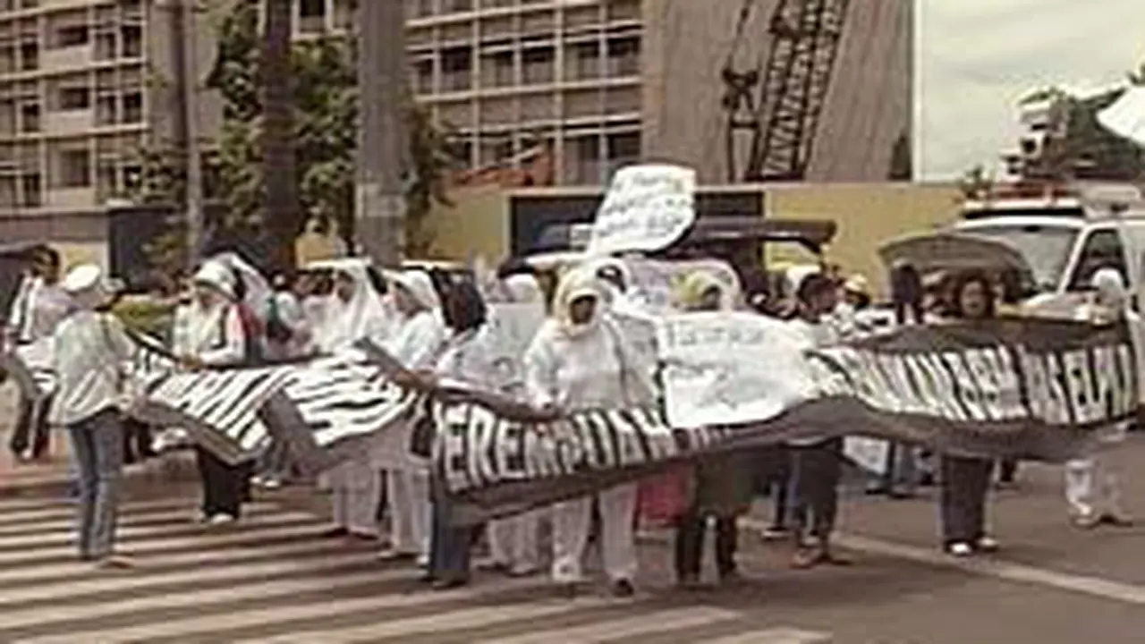 100105bDemoBBM.jpg