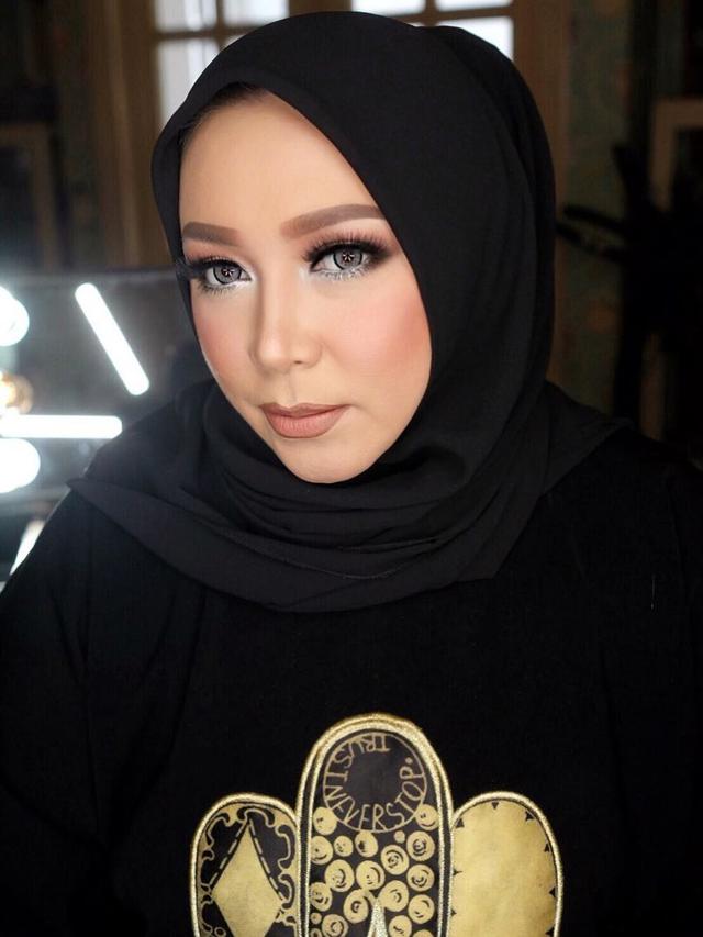 Kangen Mendiang Ibunda Ungkapan Melly Goeslaw Undang Rasa Haru Showbiz Liputan6 Com